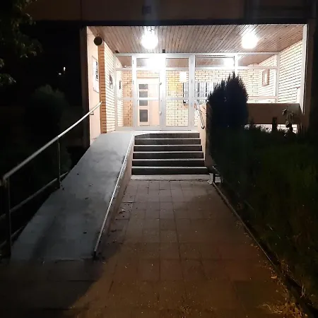 Serbian Home, Gandijeva 162