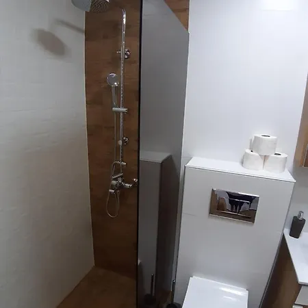 Serbian Home, Gandijeva 162 Belgrad