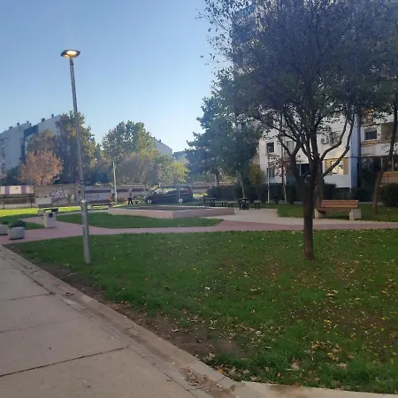 Serbian Home, Gandijeva 162 Belgrad