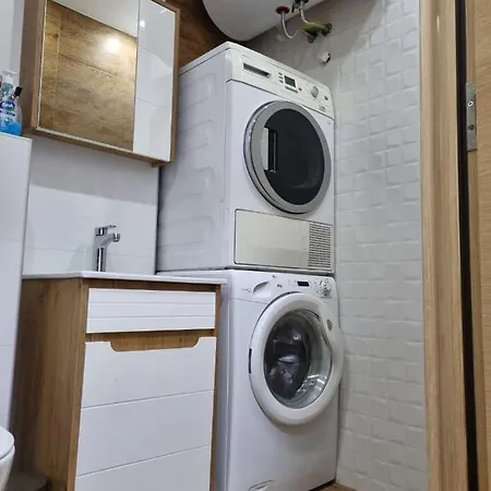 Serbian Home, Gandijeva 162 Daire *